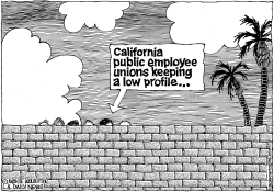 LOCAL-CA CALIFORNIA PUBLIC EMPLOYEE UNIONS KEEP A LOW PROFILE by Wolverton